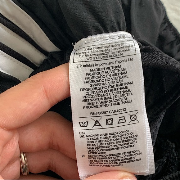 ADIDAS | Black 3 stripe running shorts size XS - Picture 5 of 7